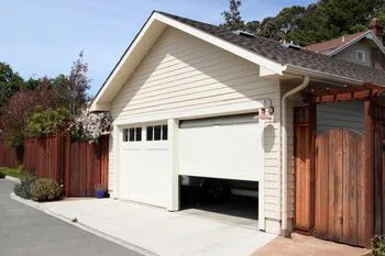 Golden Garage Door Service Conroe, TX 936-209-4217 - abt-cont-gr-18m